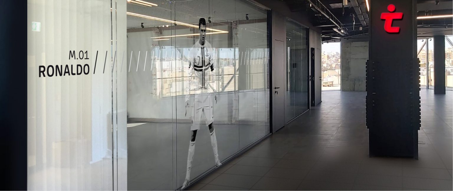 OfficeBranding und SignageSystem für TipicoOffices