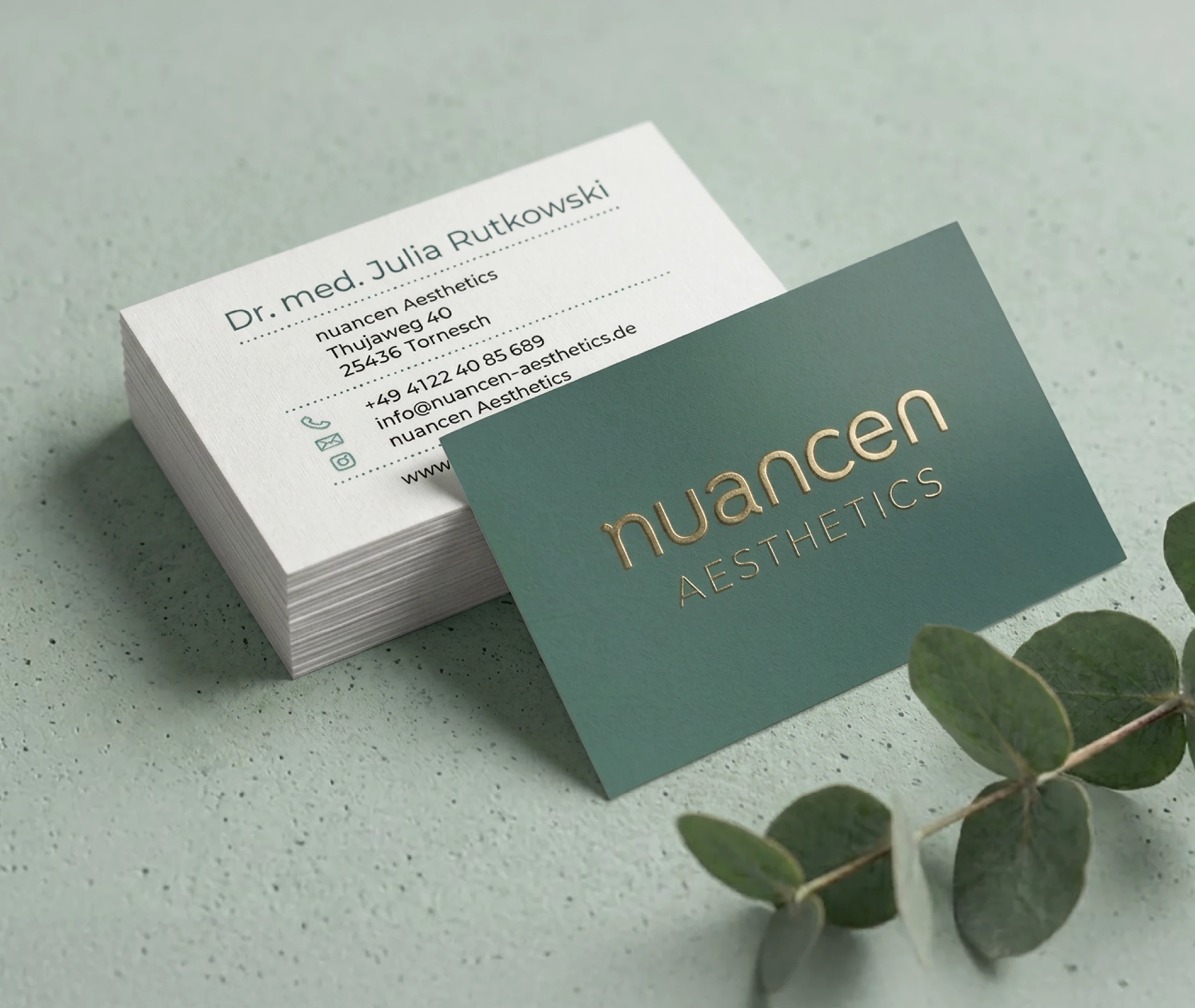 Branding Visitenkarten für Praxis von Preussisch Portugal